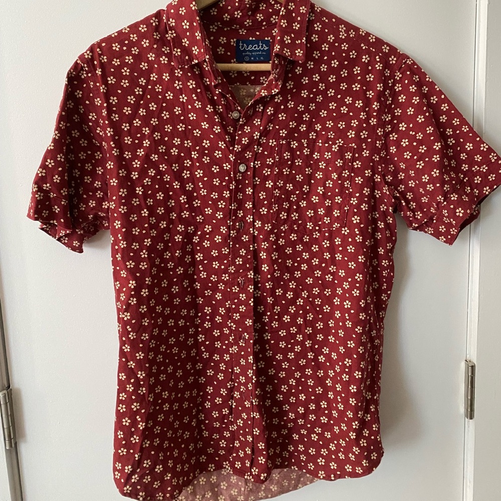 TREATS APPAREL Floral Tee S